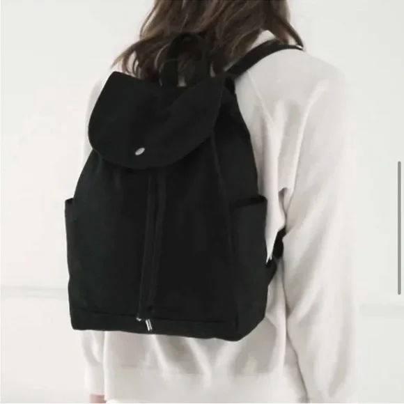 NWOT BAGGU BLACK Drawstring Backpack - Picture 6 of 7